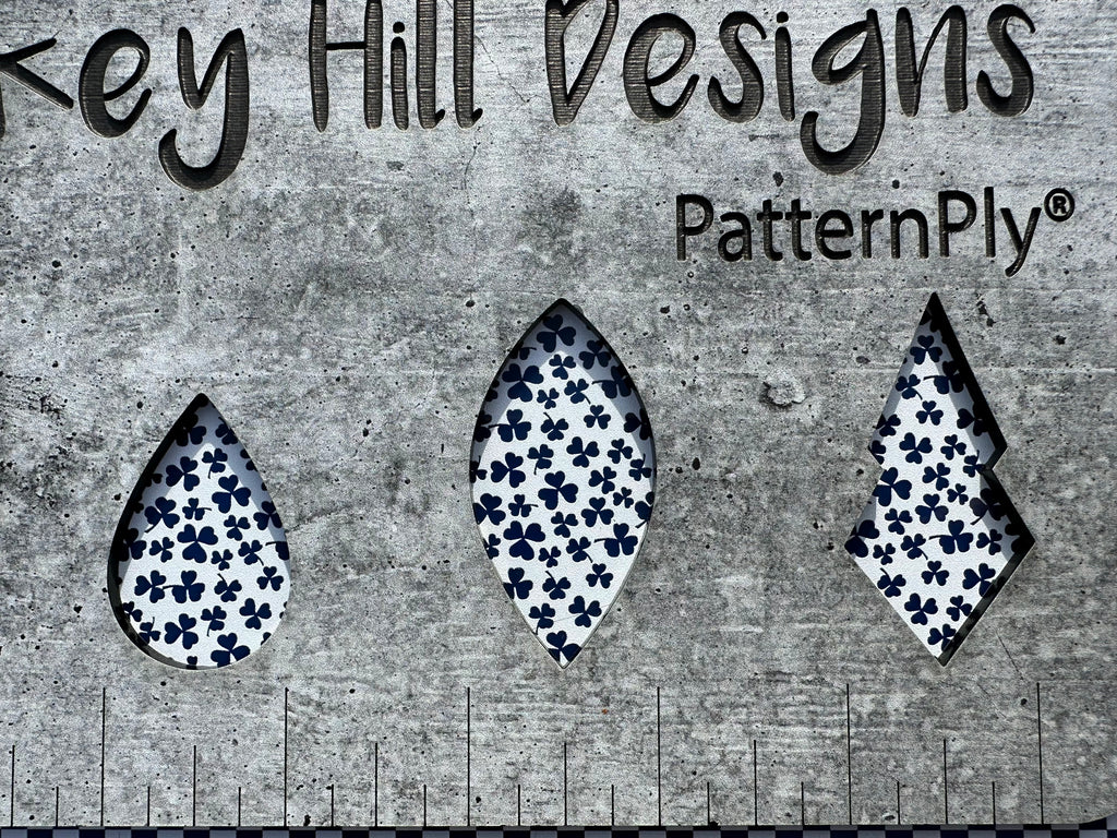 PatternPly® Scattered Micro Shamrocks WHITE product photo 5