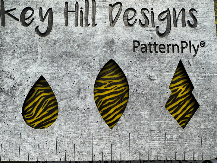 PatternPly® Scattered Zebra BLACK