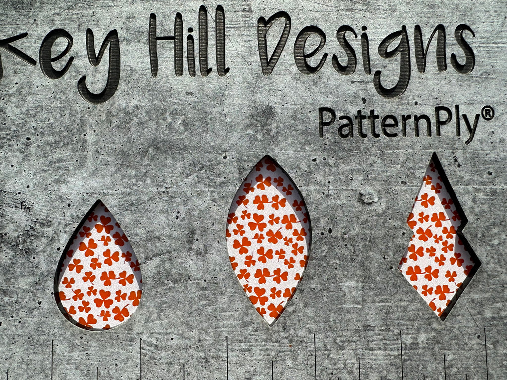 PatternPly® Scattered Micro Shamrocks WHITE product photo 7