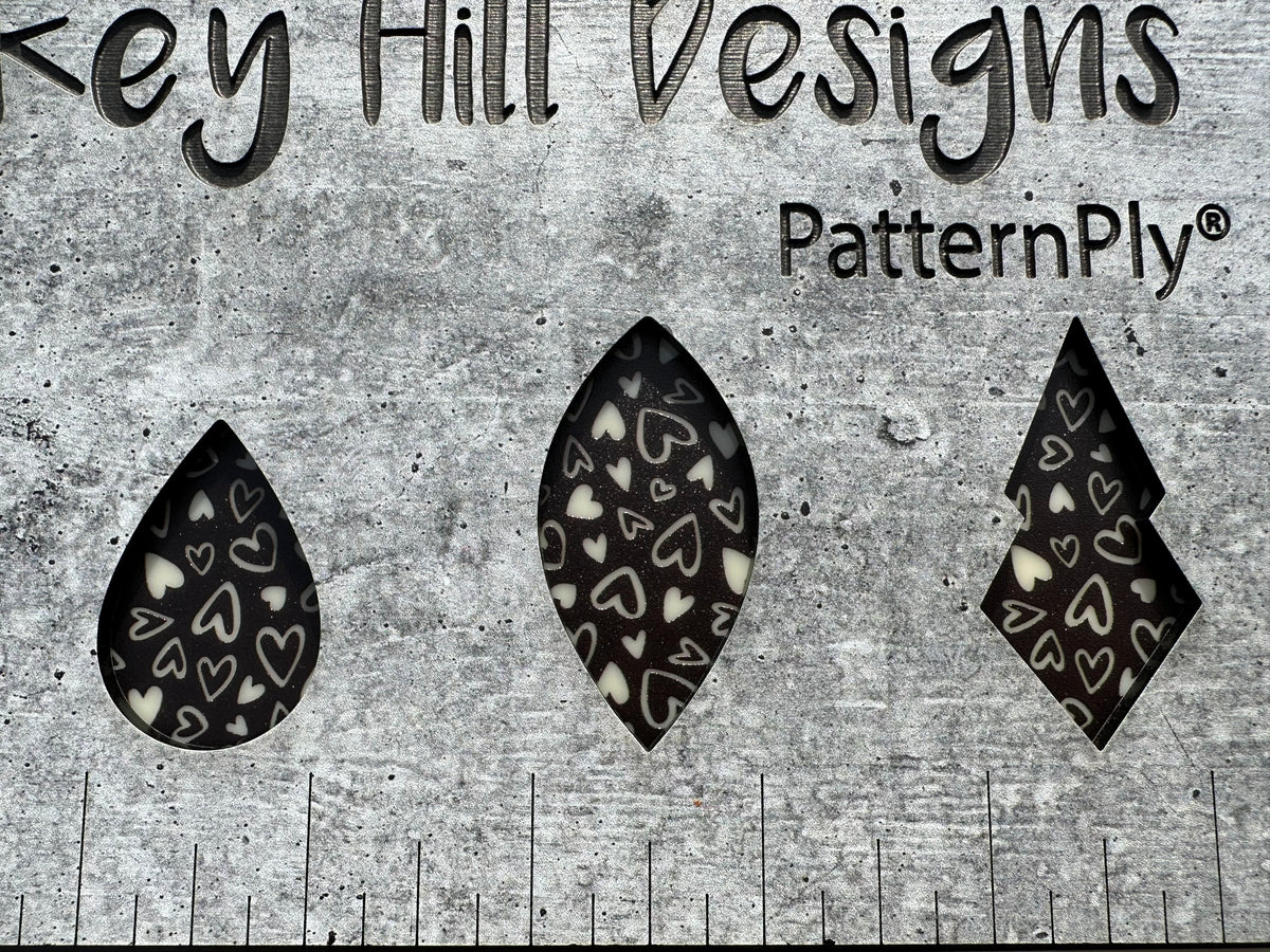 PatternPly® Scattered Outline Hearts BLACK product photo 5