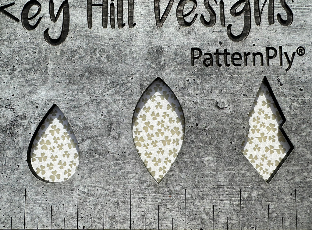 PatternPly® Scattered Micro Shamrocks WHITE product photo 8