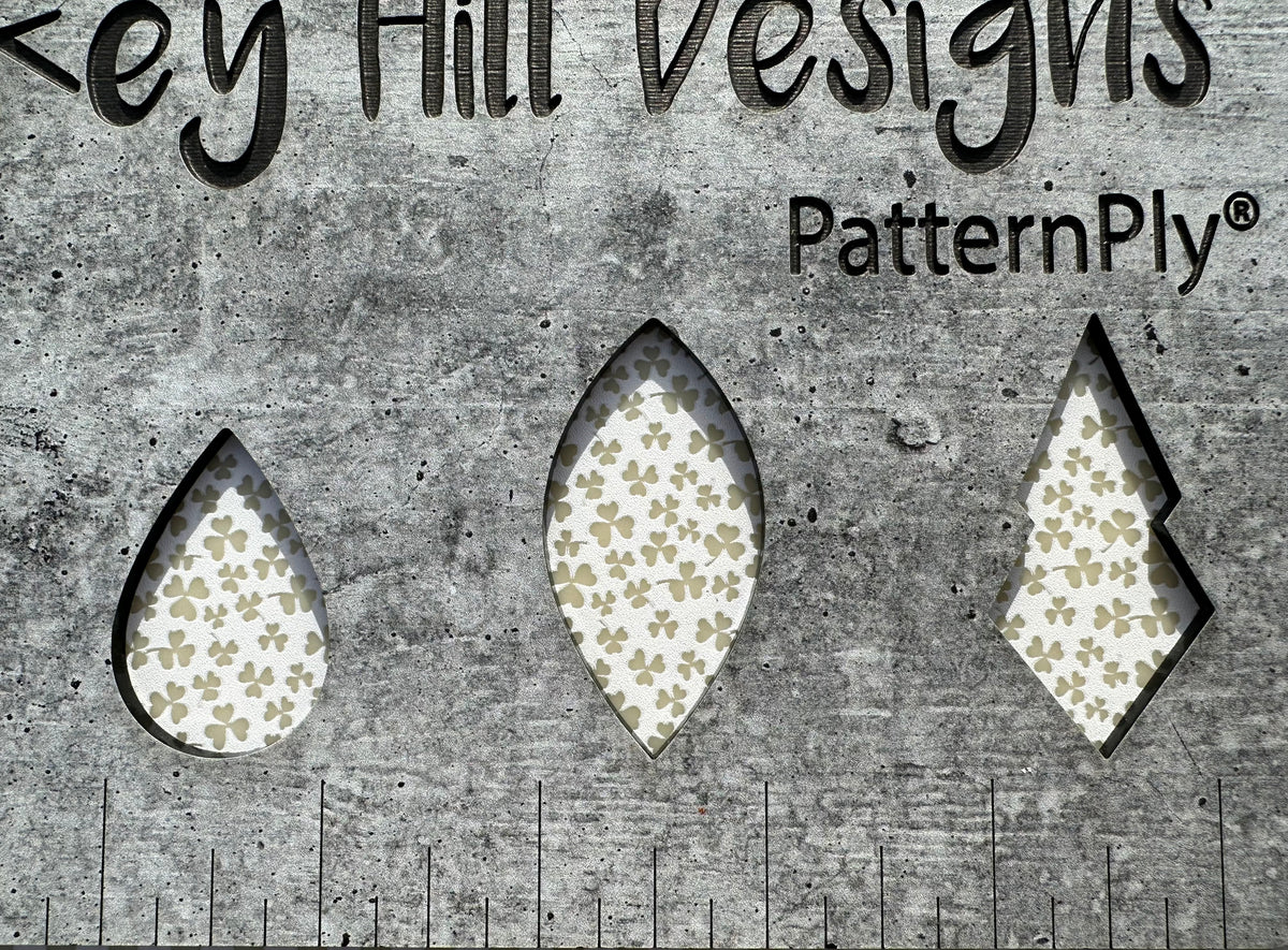 PatternPly® Scattered Micro Shamrocks WHITE product photo 8