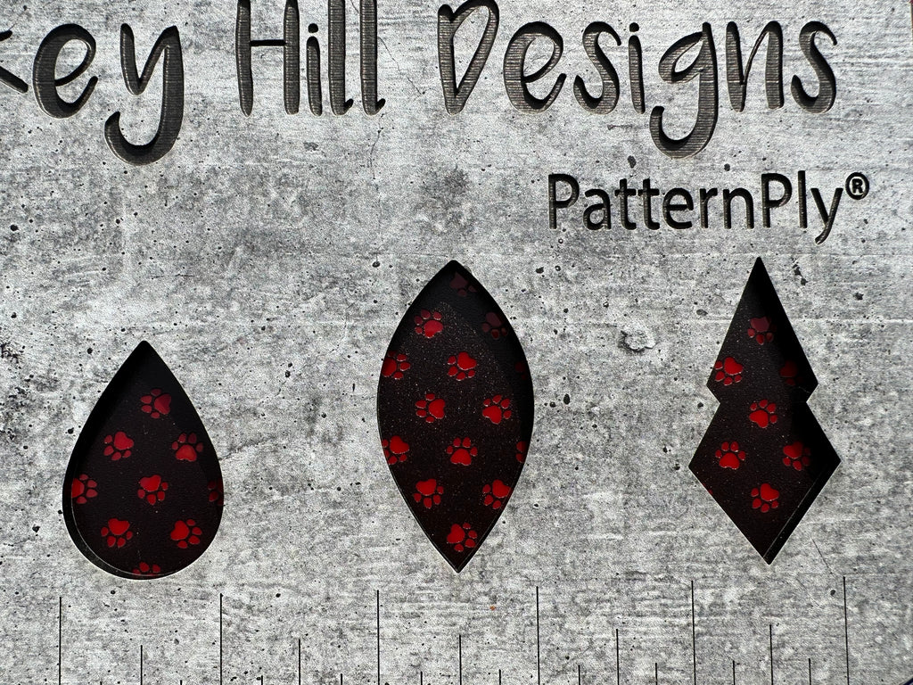 PatternPly® Scattered Pawprints BLACK product photo 10