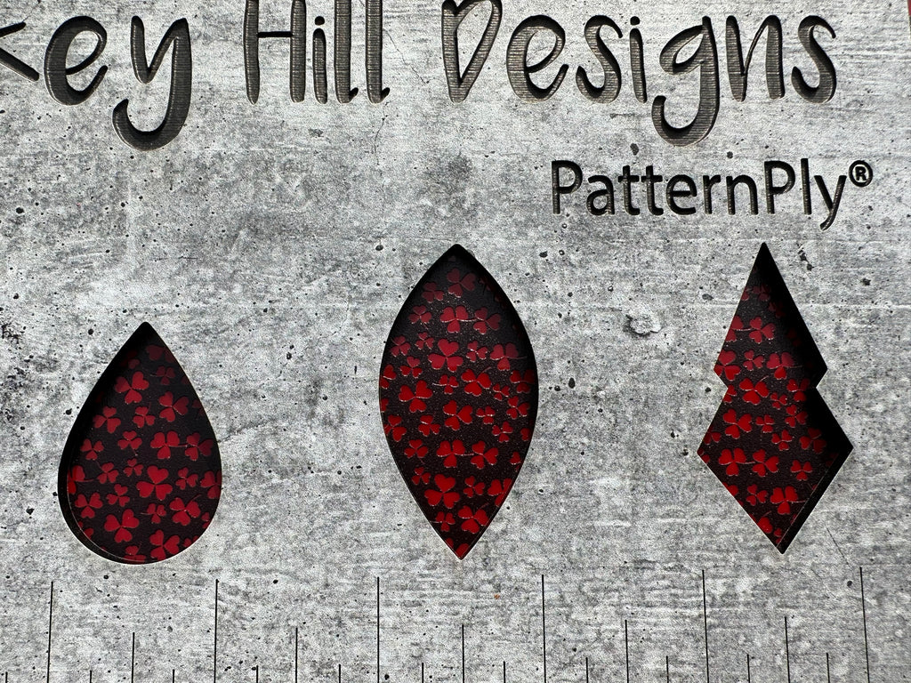 PatternPly® Scattered Micro Shamrocks BLACK product photo 6