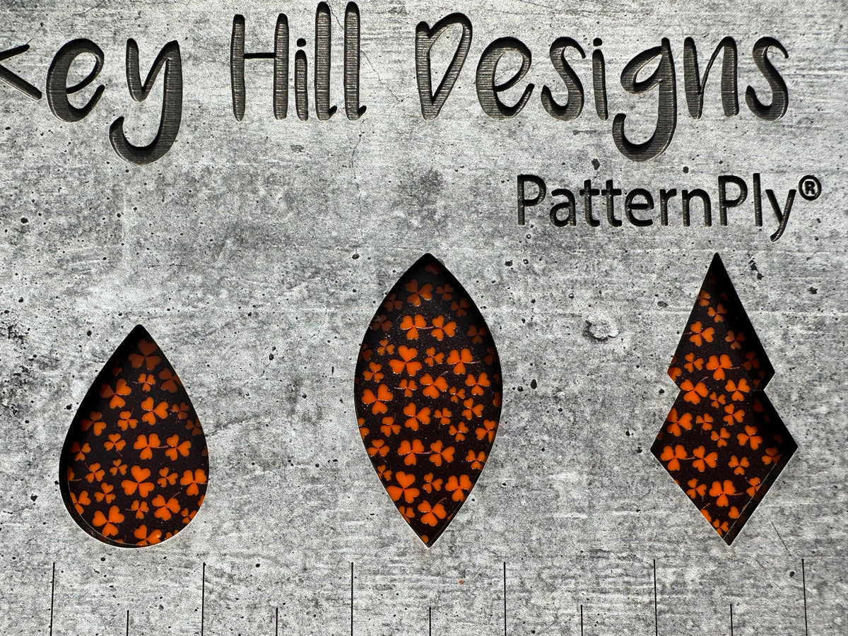 PatternPly® Scattered Micro Shamrocks BLACK product photo 9