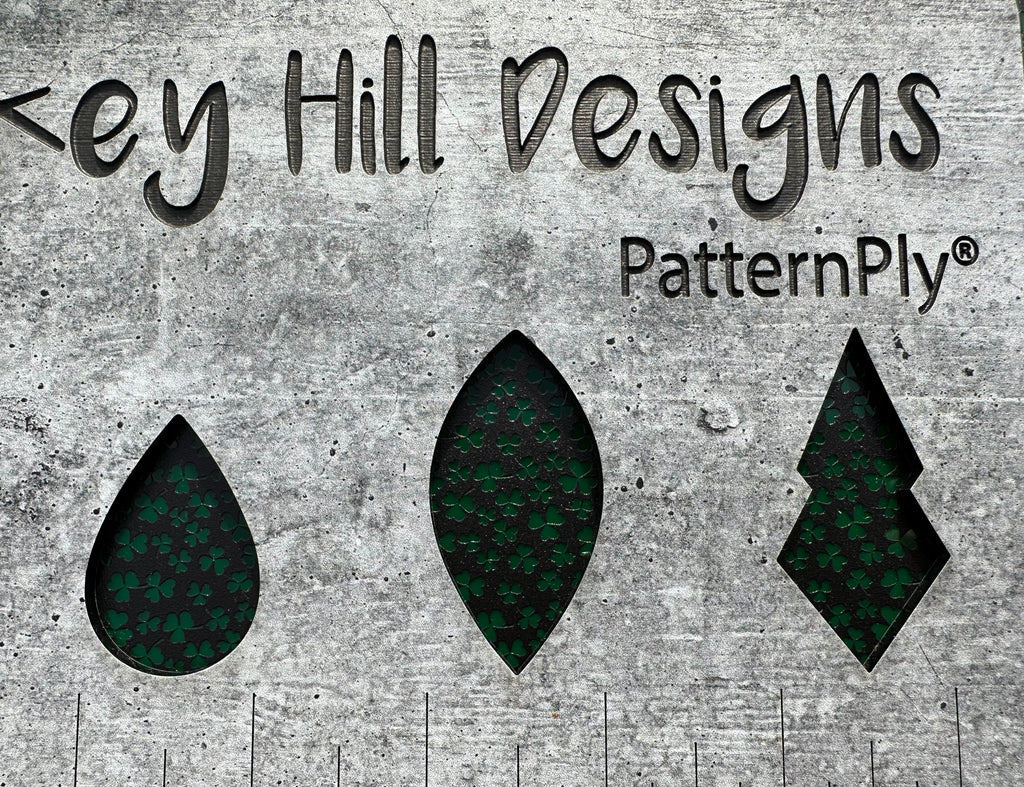 PatternPly® Scattered Micro Shamrocks BLACK product photo 10