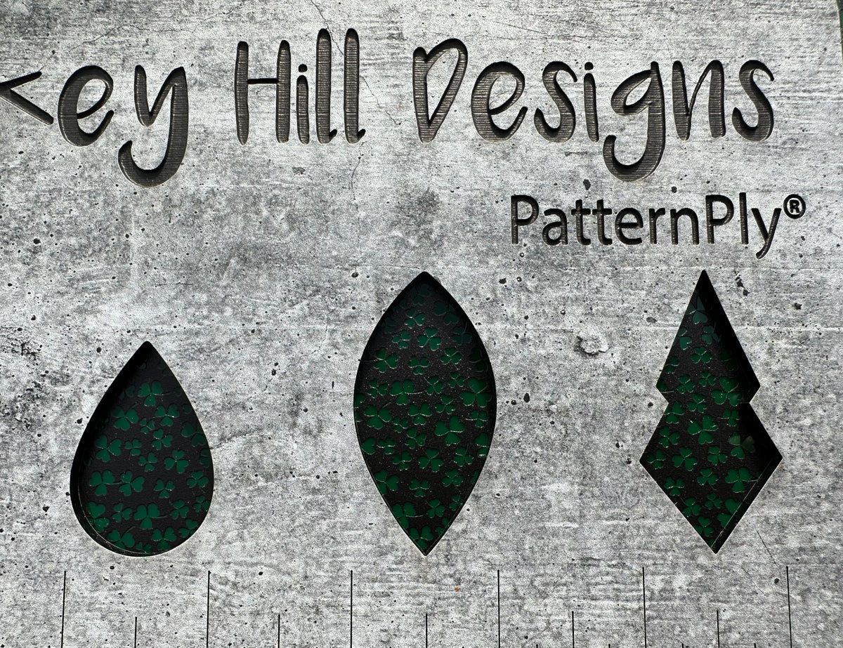 PatternPly® Scattered Micro Shamrocks BLACK product photo 10