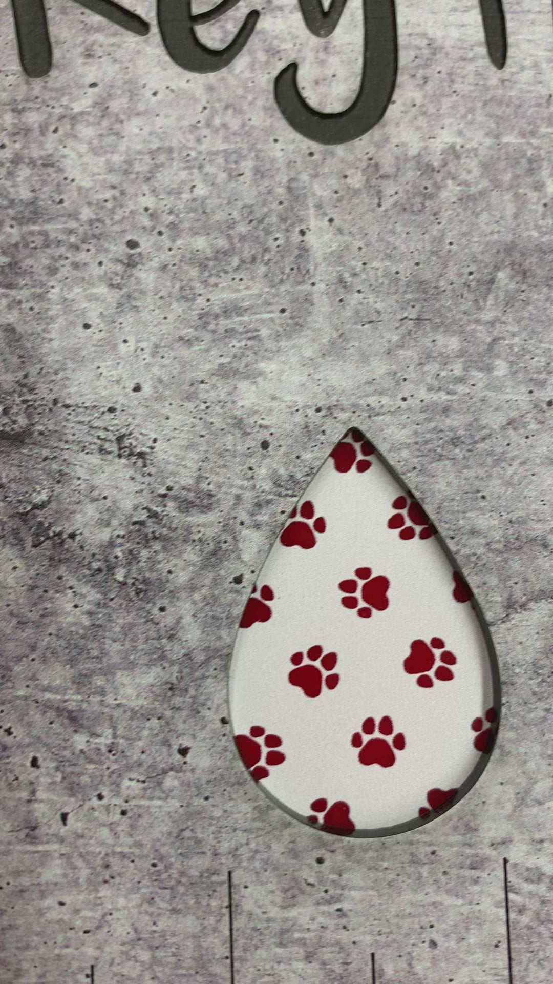 PatternPly® Scattered Pawprints WHITE