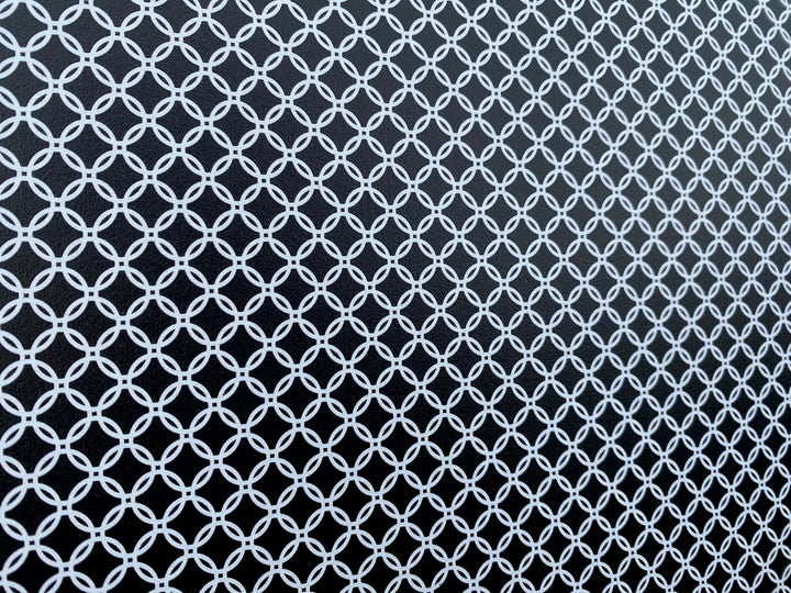 PatternPly® Black and White Circles