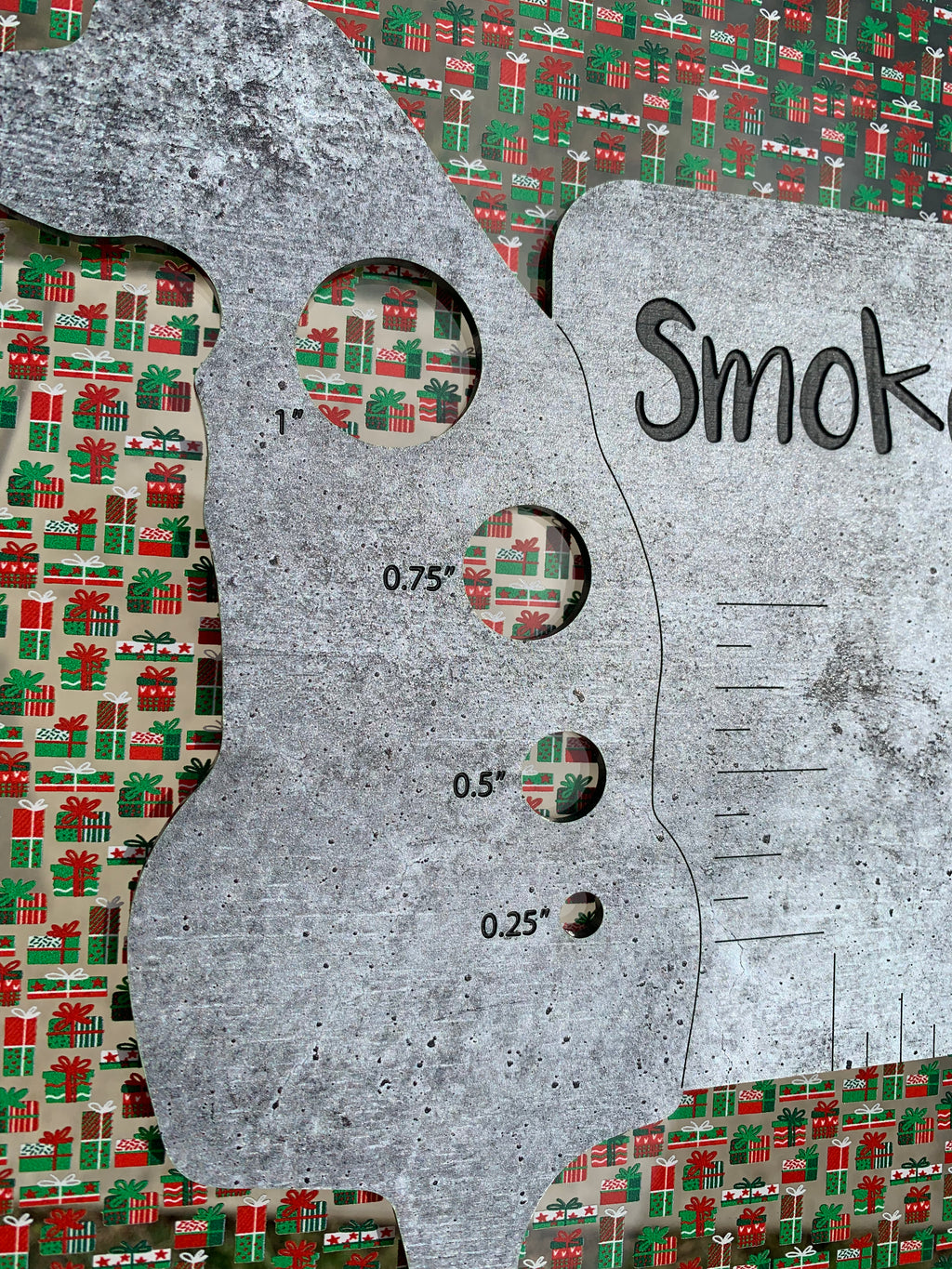 PatternPly® Scattered Red, Green, and White Presents product photo 2