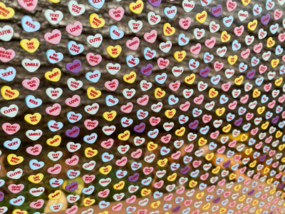 PatternPly® Scattered Candy Hearts