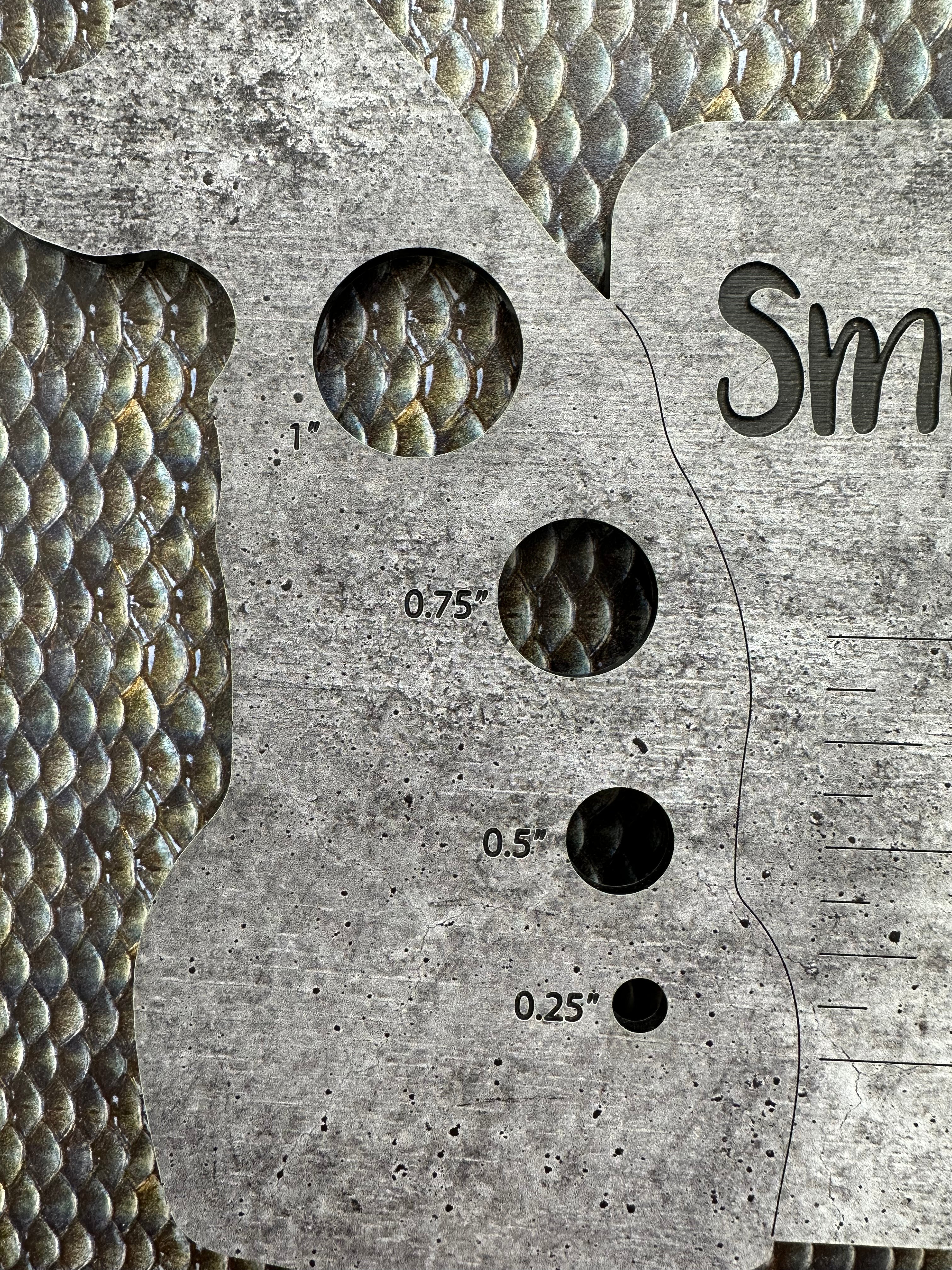 PatternPly® Full Coverage Silver Fish Scales product photo 4