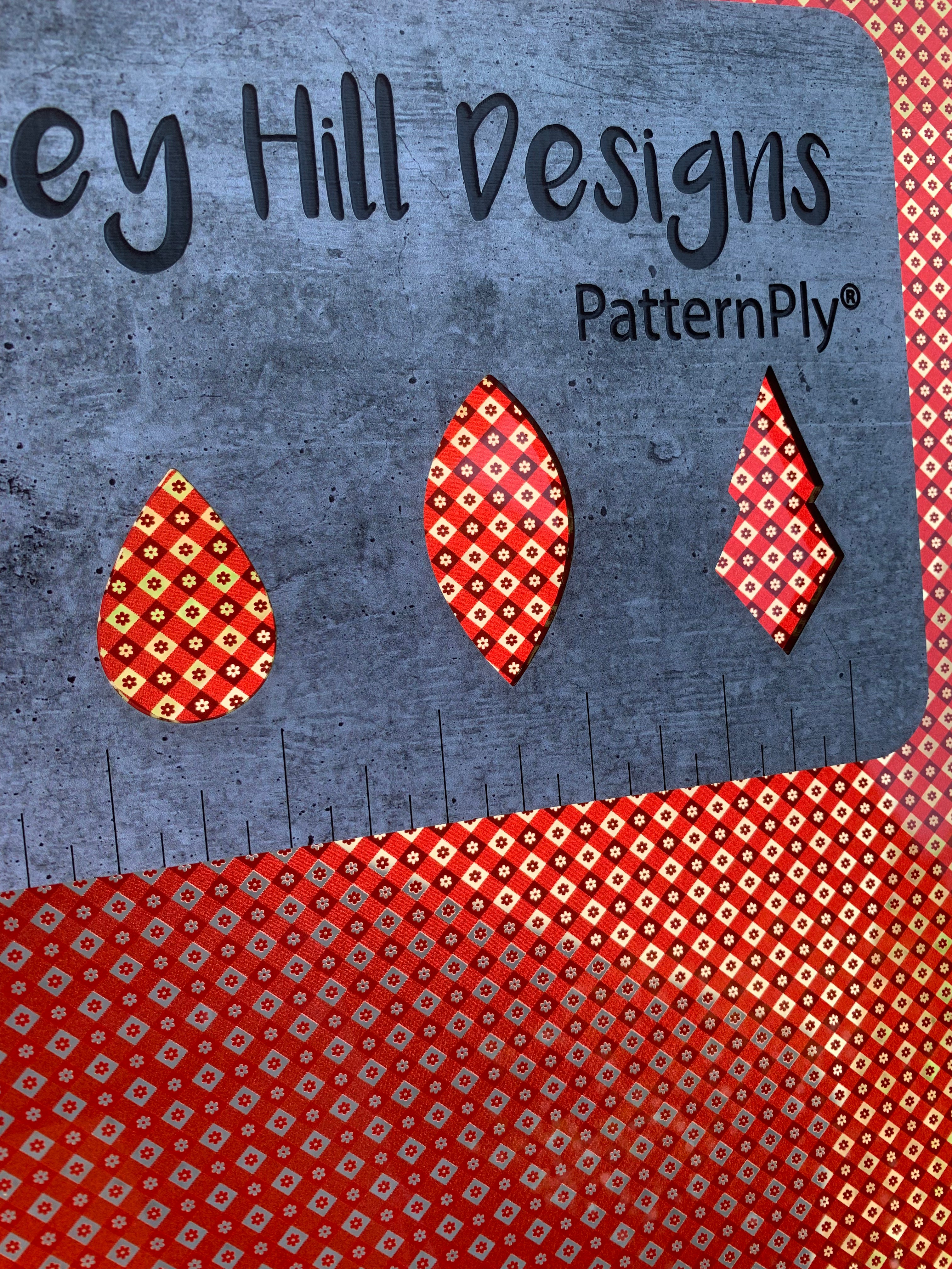 PatternPly® Scattered Micro Picnic Blanket sheet showing the pattern