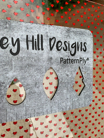 PatternPly® Scattered Stitched Hearts