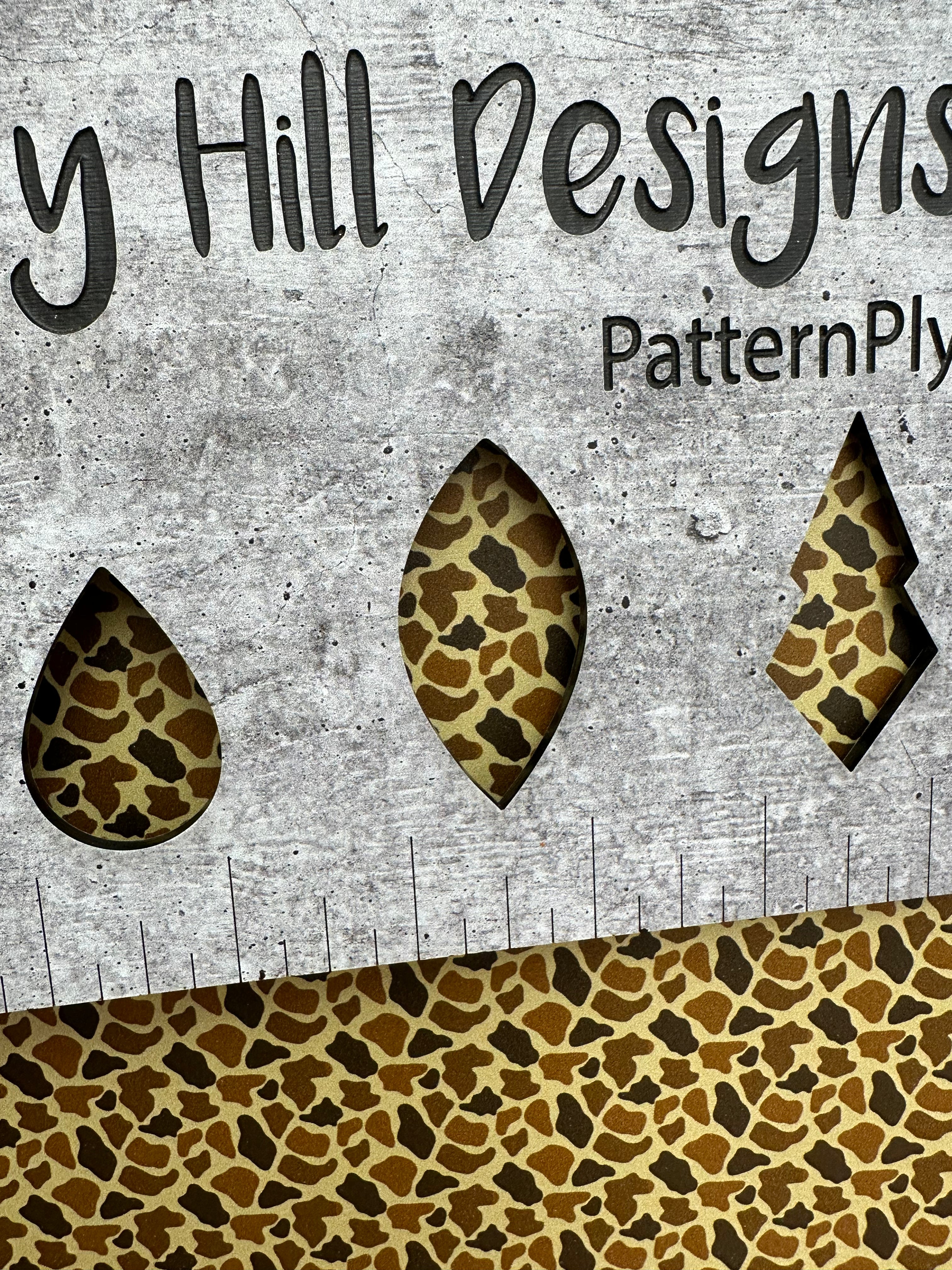PatternPly® Full Coverage Classic Camo product photo 2