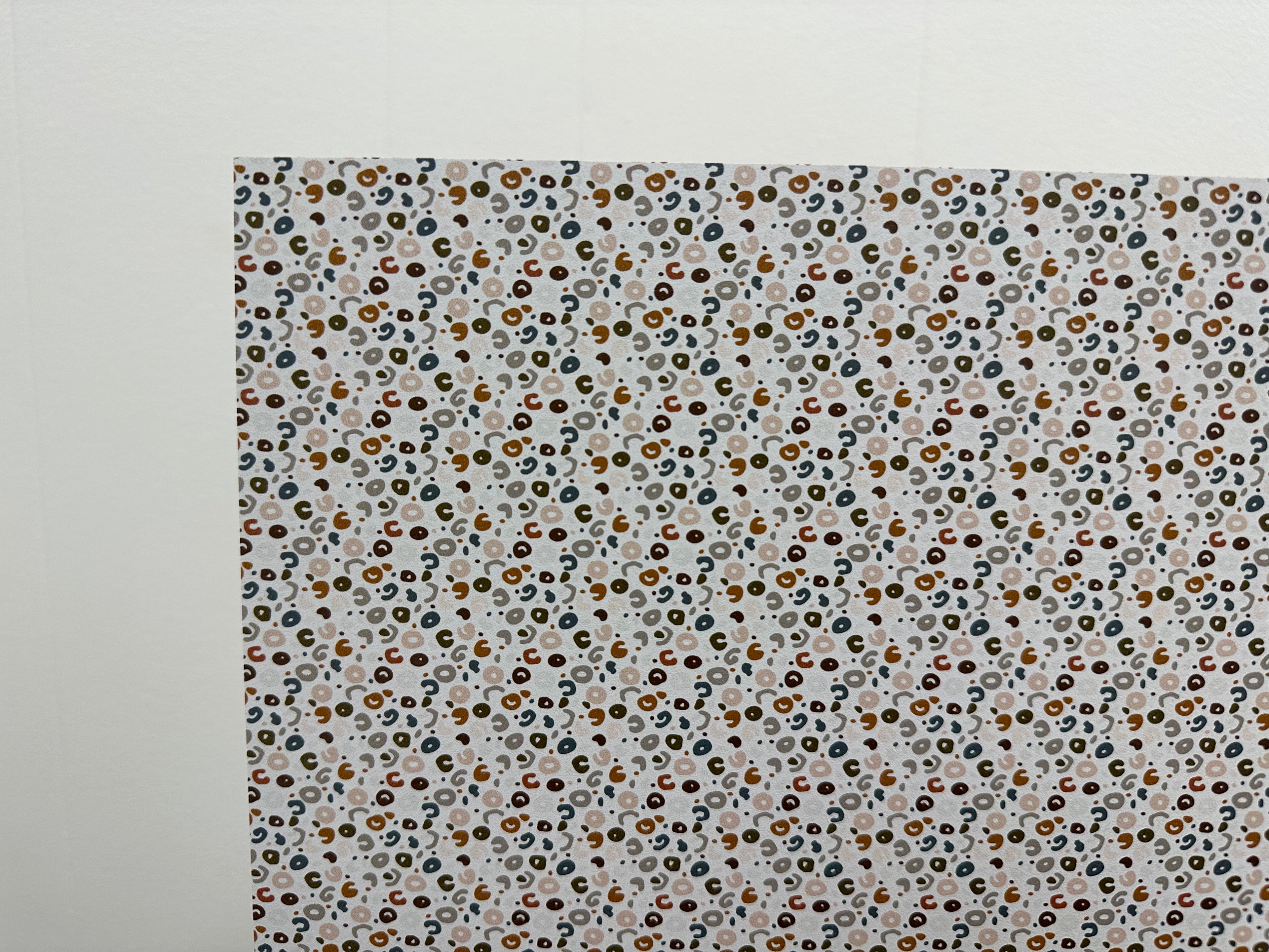 PatternPly® Full Coverage Micro Neutral Freeform Leopard product photo 2