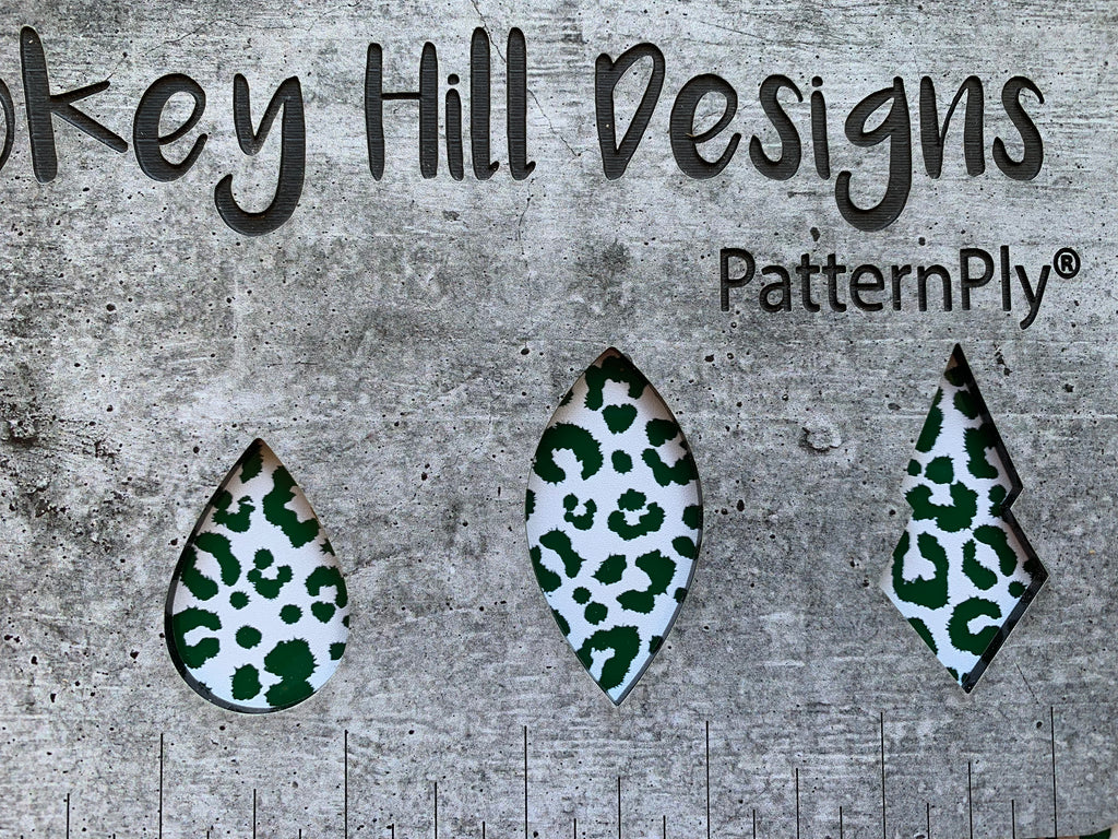 PatternPly® Scattered Leopard WHITE product photo 5