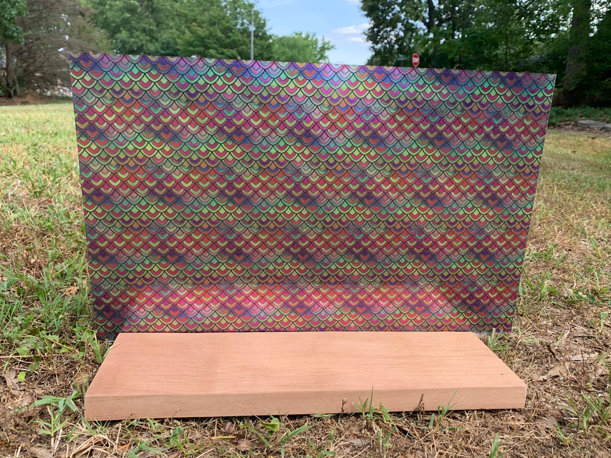 PatternPly® Transparent Scalloped Stained Glass sheet showing the pattern