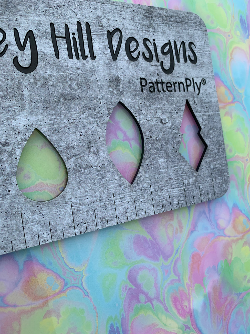 PatternPly® Full Coverage Mini Pastel Rainbow Paint Pour product photo 2