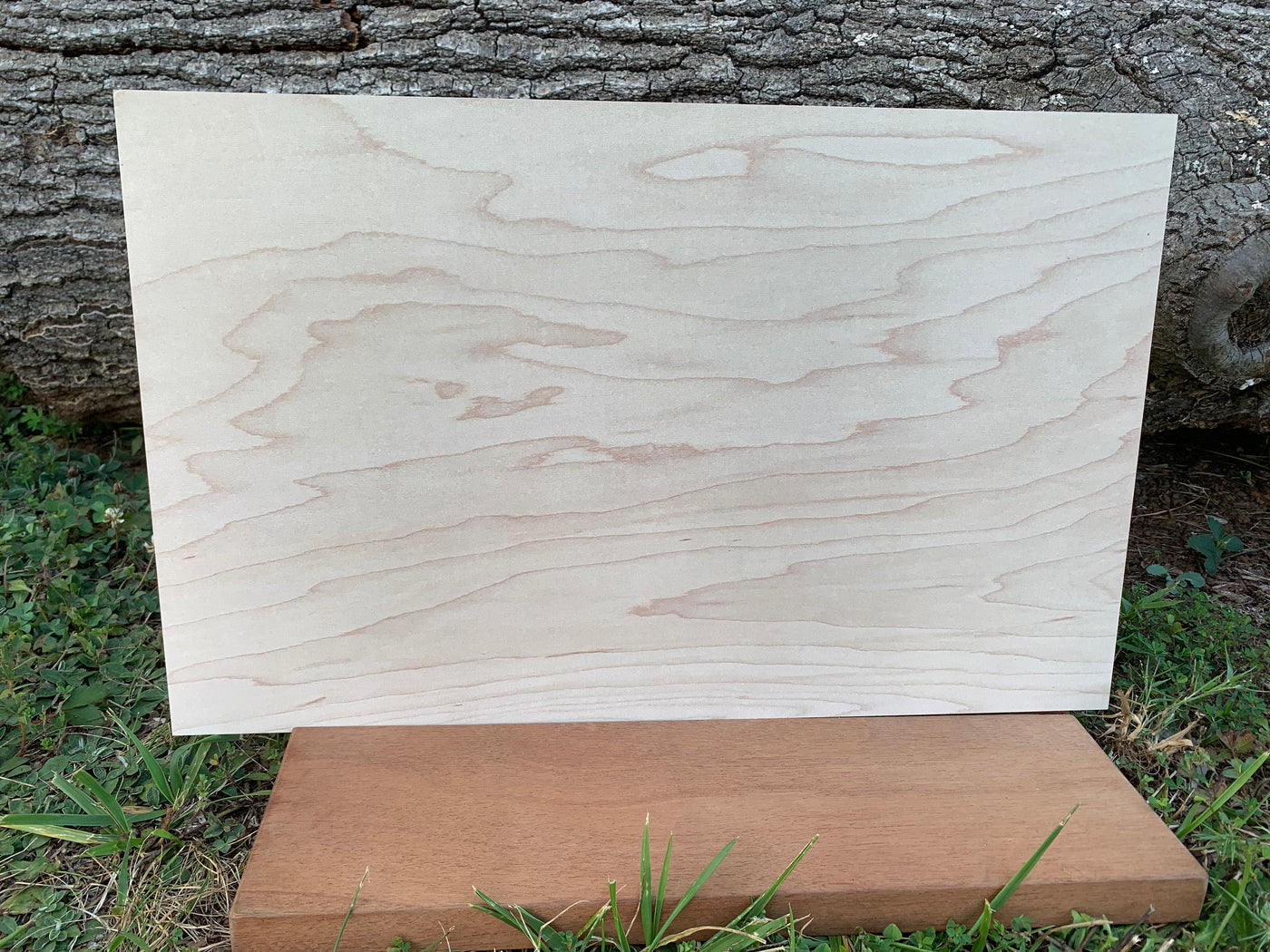 PatternPly® Faux Unfinished Maple