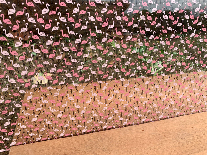 PatternPly® Scattered Flamingoes