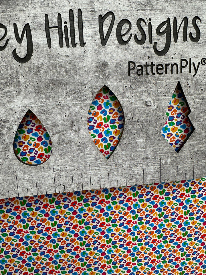 PatternPly® Colorful Leopard Spots