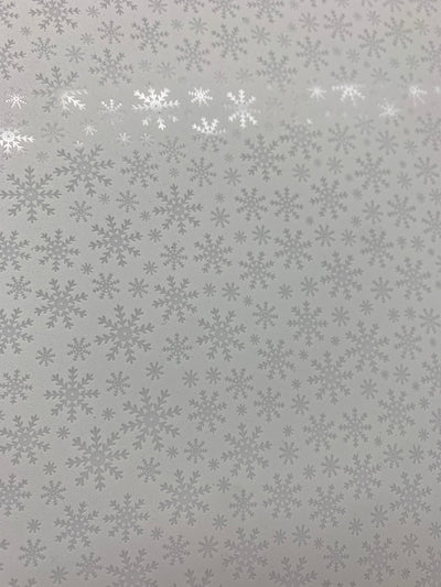 PatternPly® Smoke and Mirrors WHITE, Snowflakes