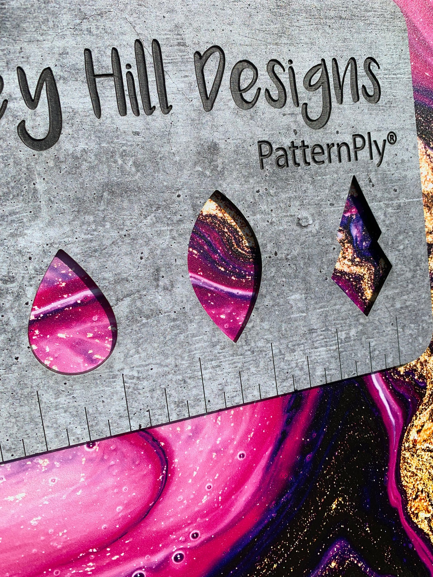 PatternPly® Pink and Gold Glitter* Paint Swirl