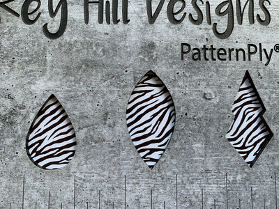 PatternPly® Scattered Zebra WHITE