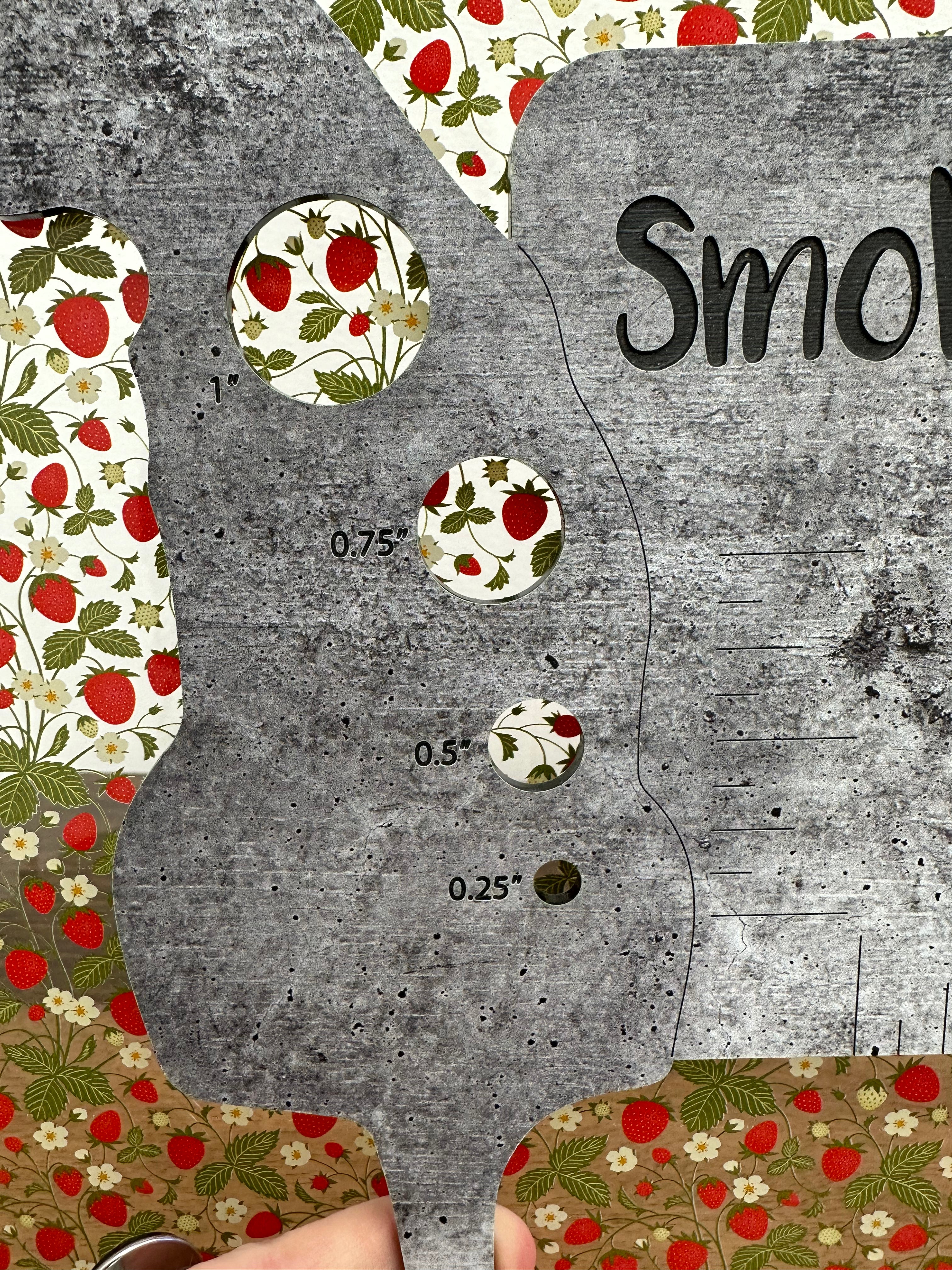 PatternPly® Scattered Strawberry Plants product photo 5