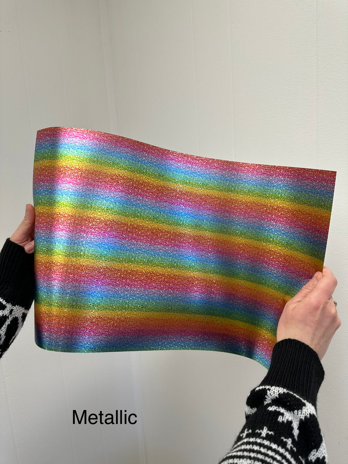 PatternPly® Transparent Rainbow Stripe Glitter* product photo 2