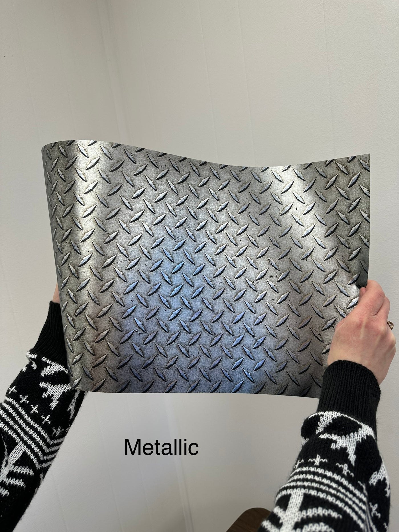 PatternPly® Acrylic Transparent Diamond Plate
