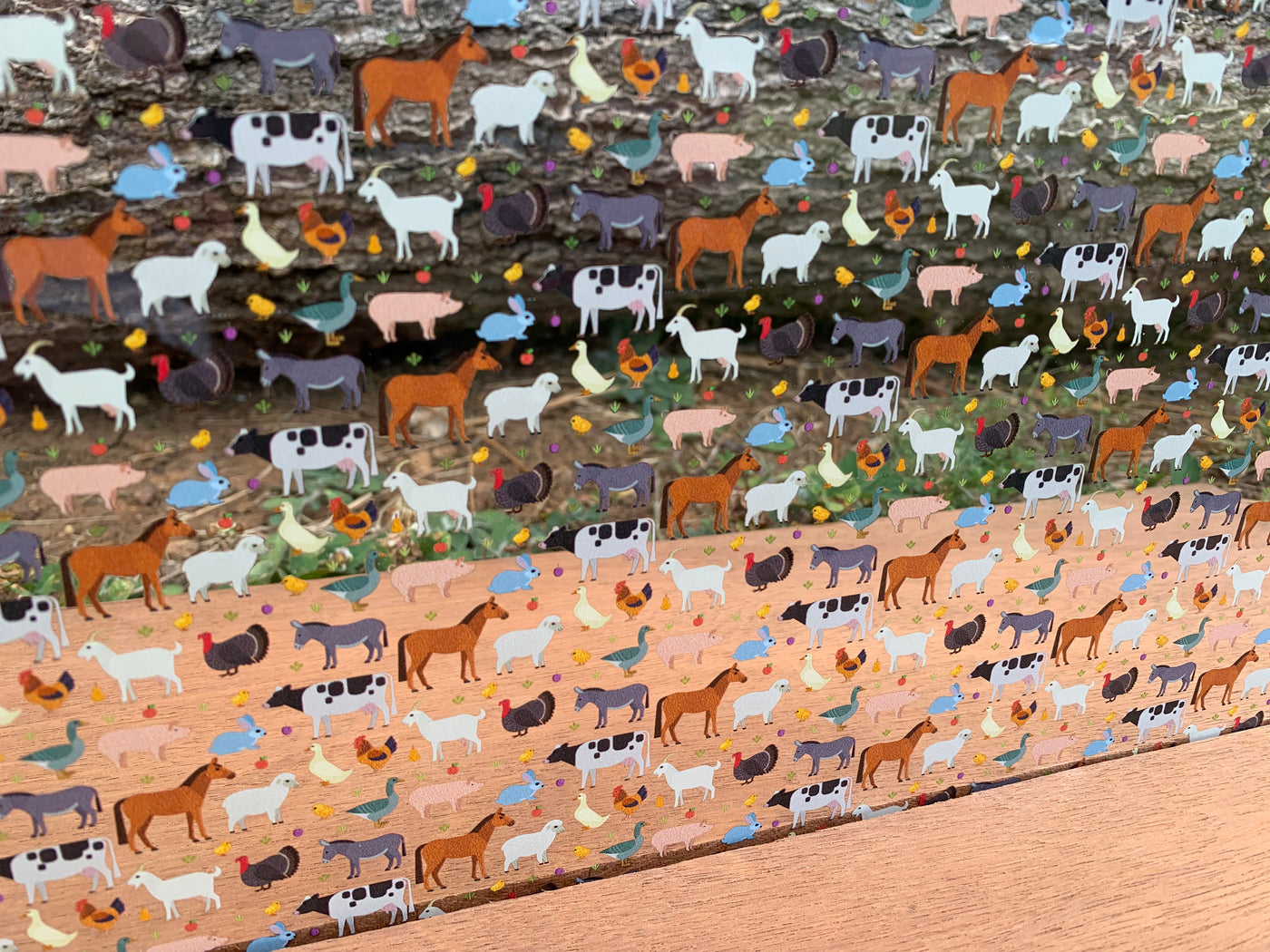 PatternPly® Scattered Farm Animals