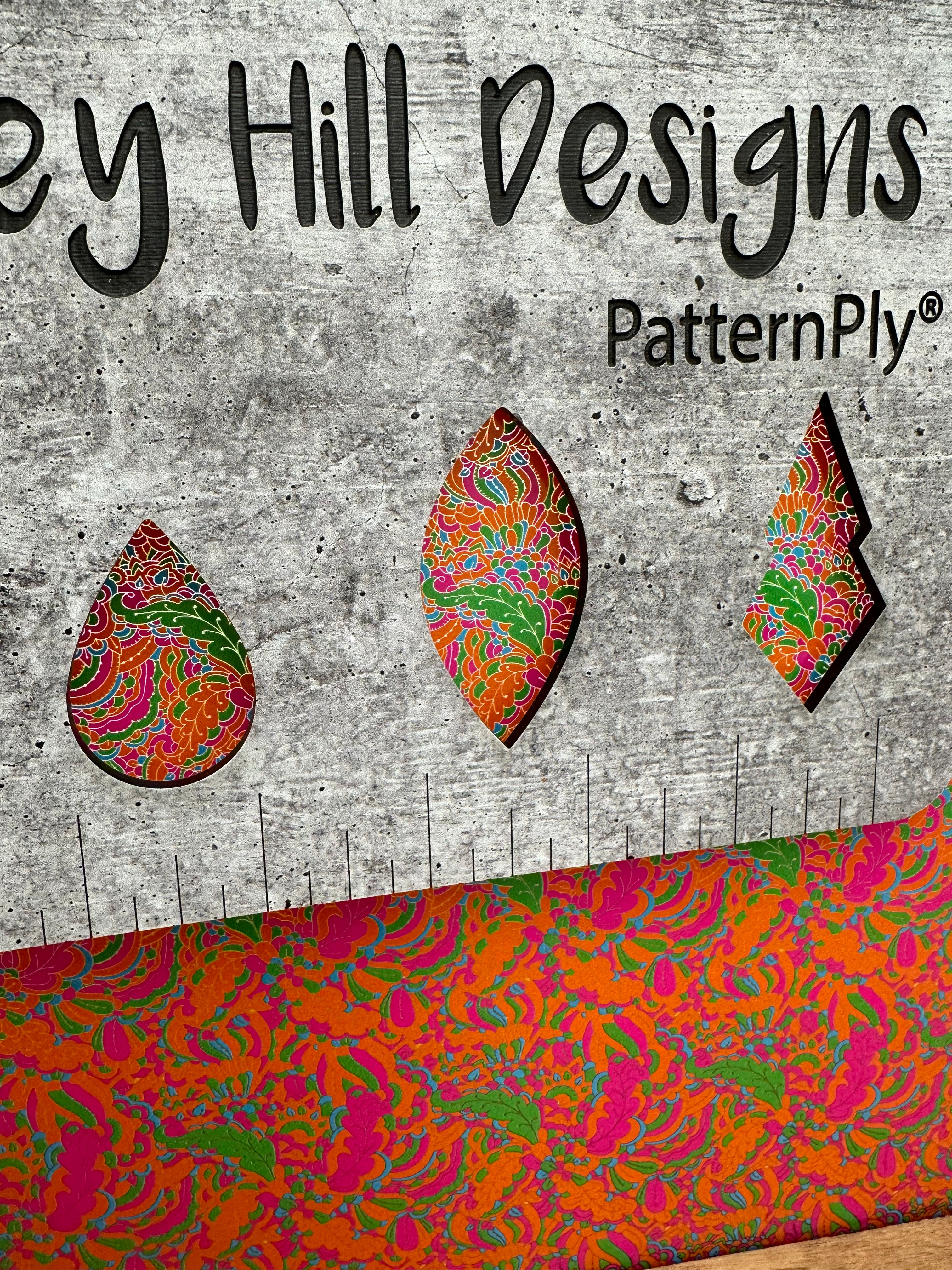 PatternPly® Scattered Bright Summer Doodles product photo 3