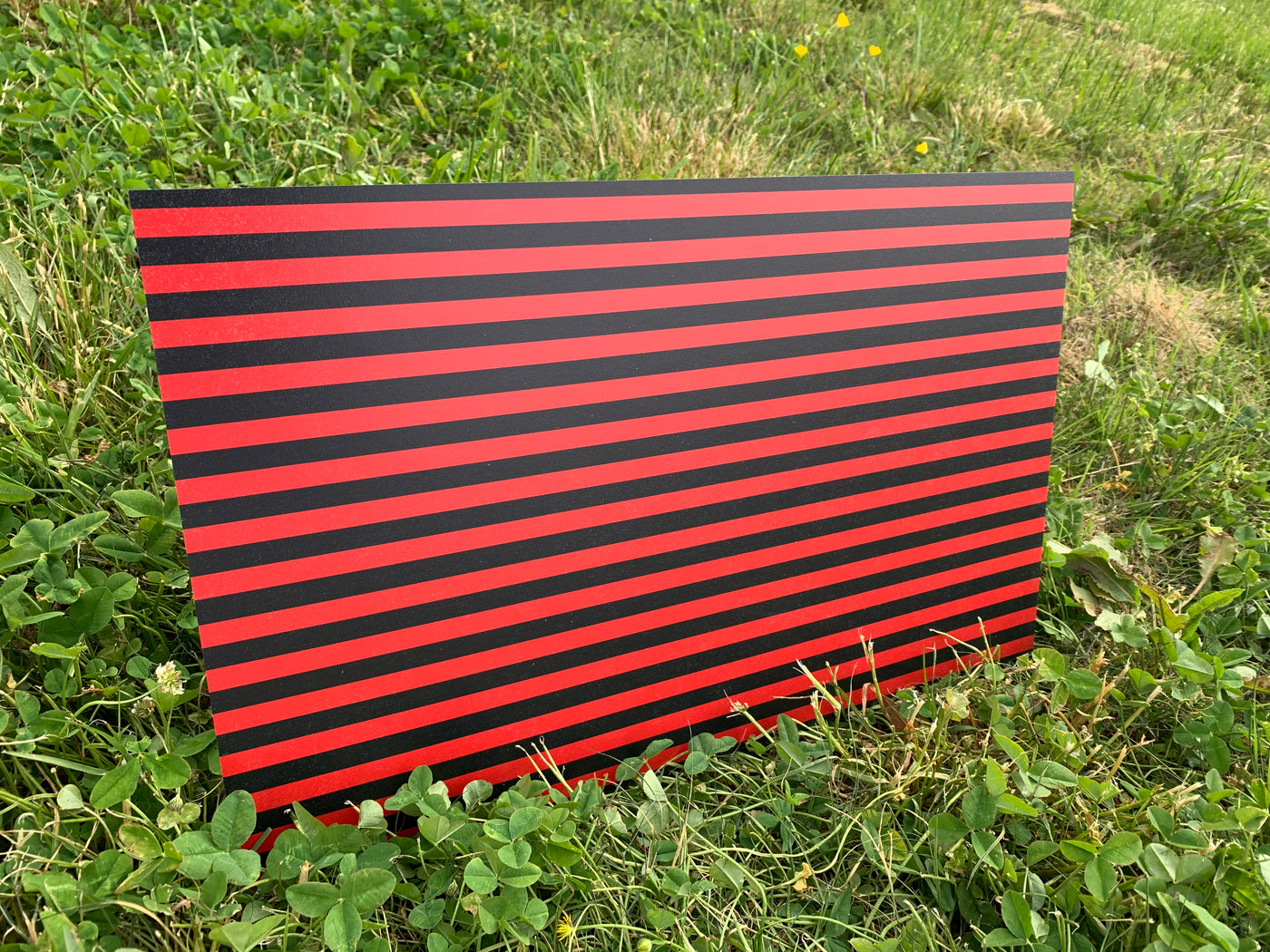 PatternPly® Black and Red Stripes