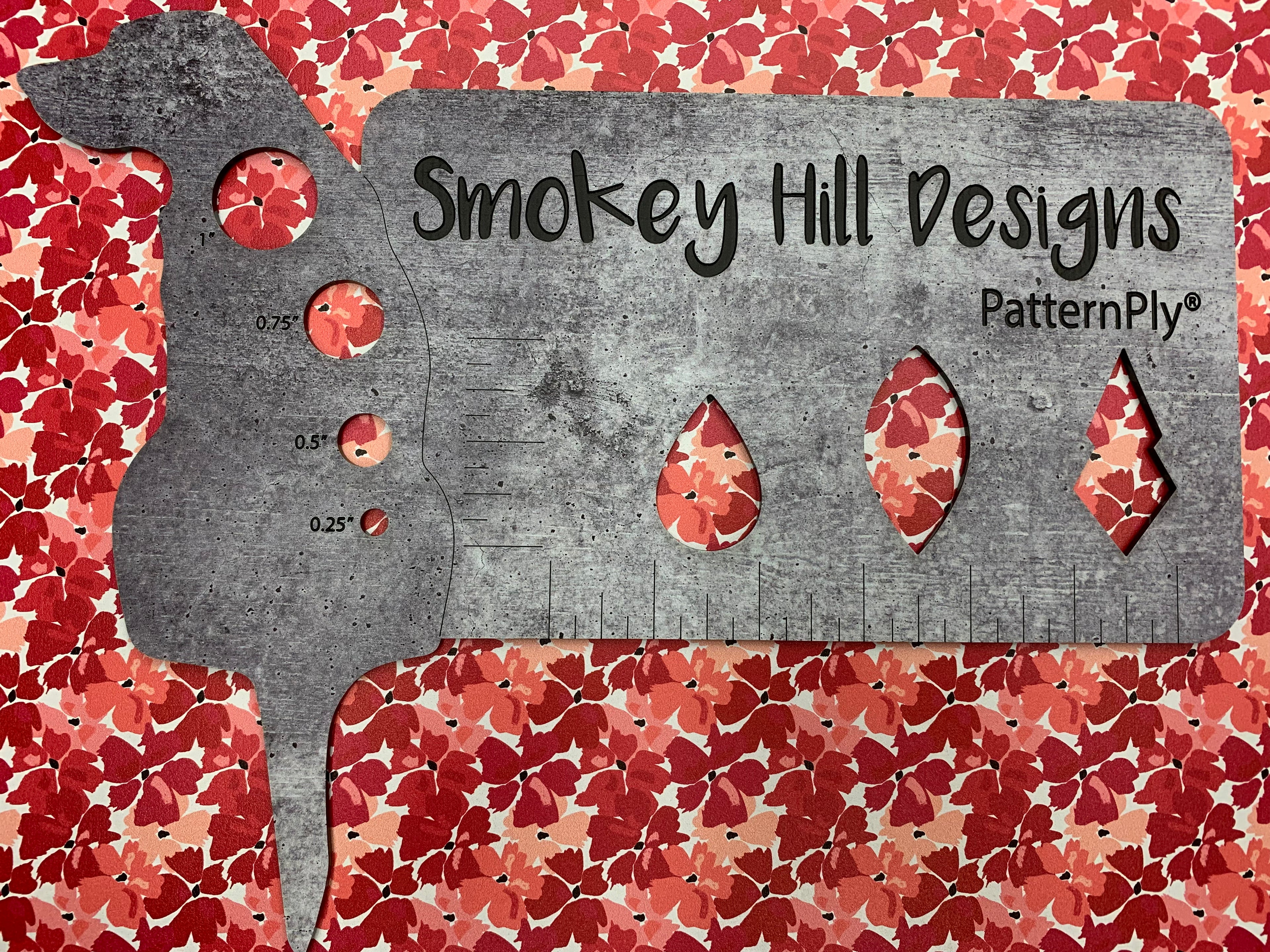 PatternPly® Full Coverage Pink Floral product photo 3