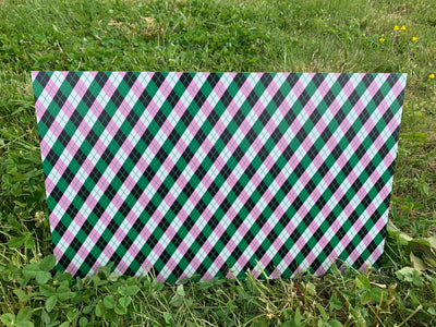 PatternPly® Pink and Green Argyle