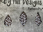 PatternPly® Scattered Leaves WHITE product photo 9