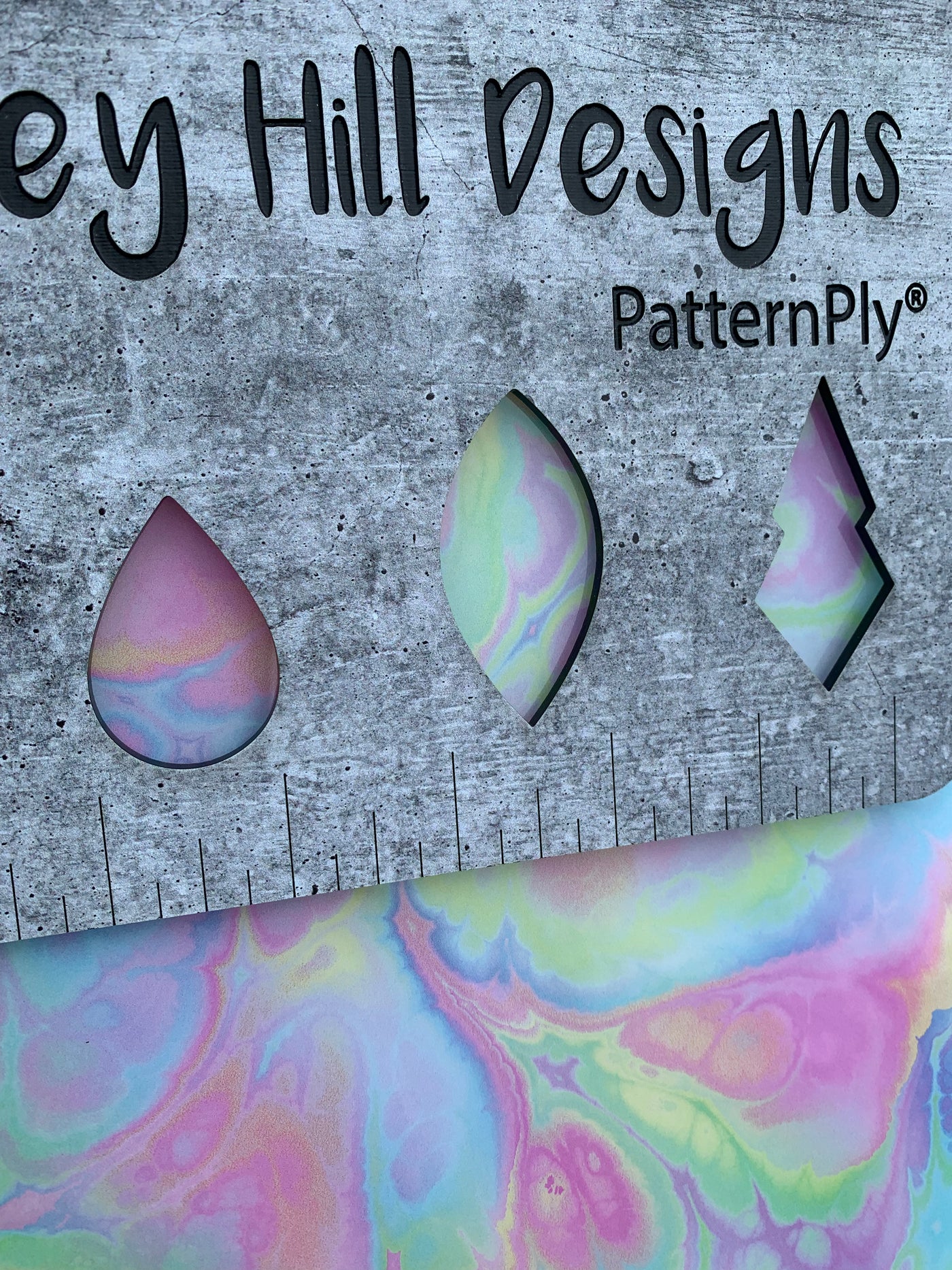 PatternPly® Acrylic Pastel Rainbow Paint Pour