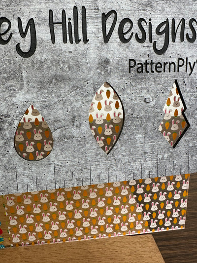 PatternPly® Scattered Easter Trio