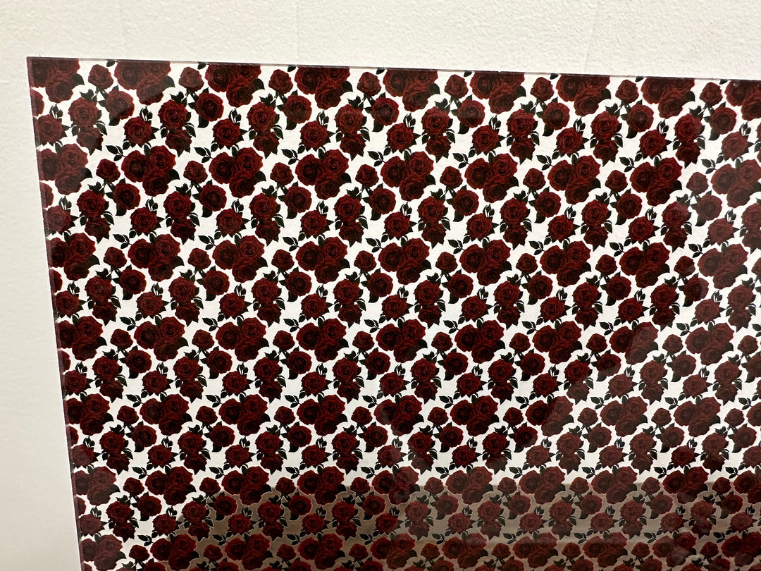 PatternPly® Scattered Deep Red Roses