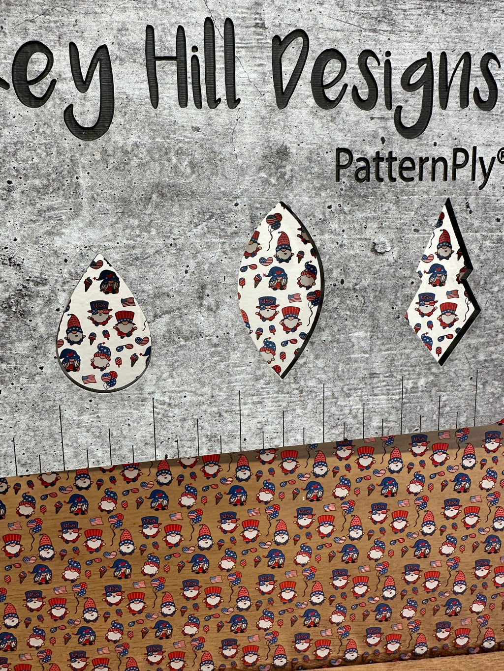 PatternPly® Scattered Patriotic Gnomes product photo 3