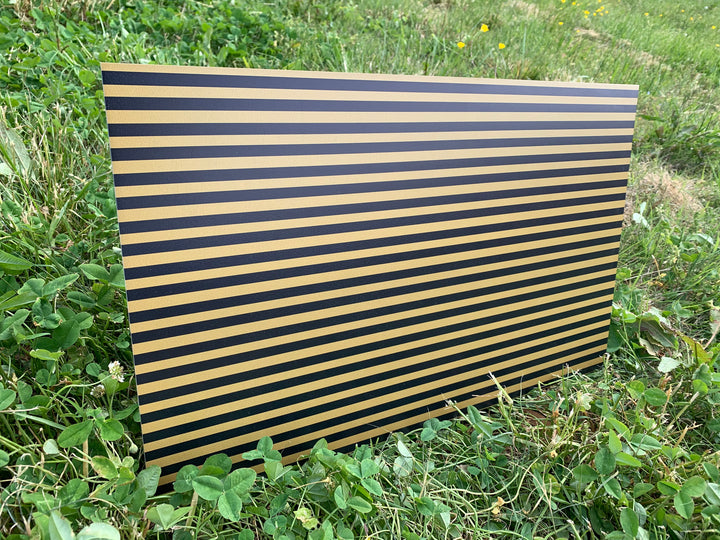 PatternPly® Black and Gold Stripes