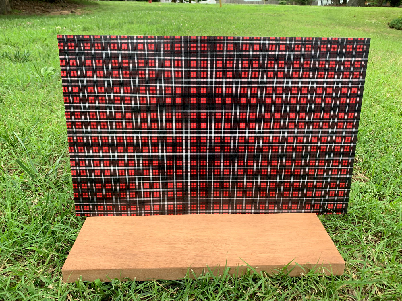 PatternPly® Red and Black Plaid