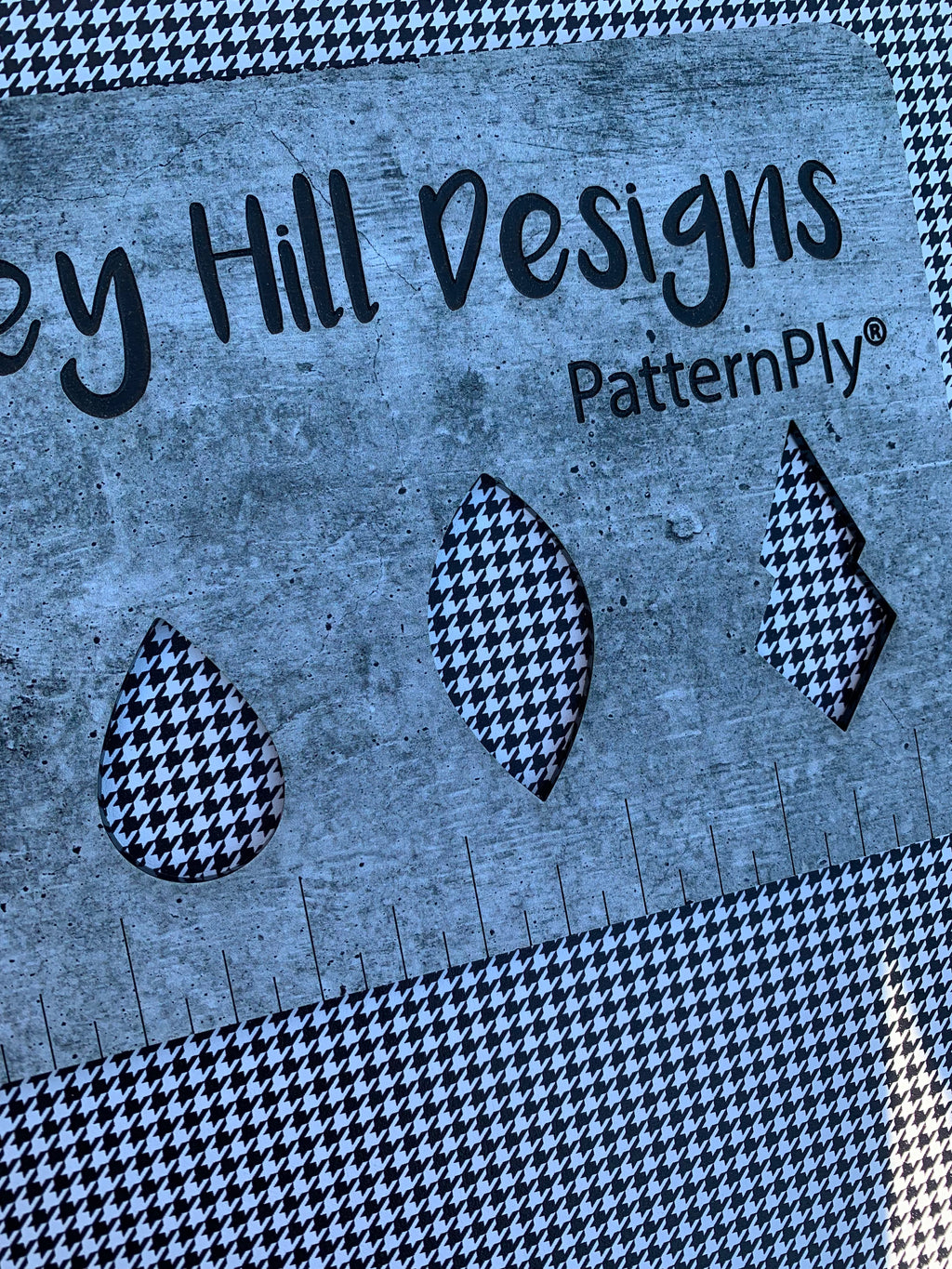 PatternPly® Full Coverage Micro Houndstooth sheet showing the pattern