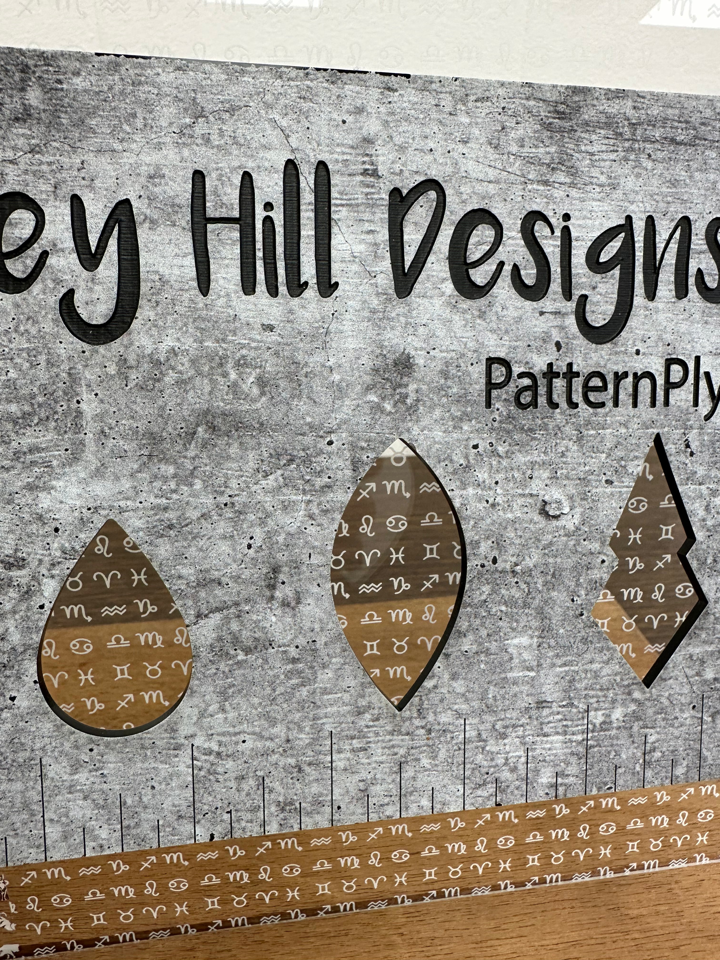 PatternPly® Scattered White Zodiac Duo product photo 4