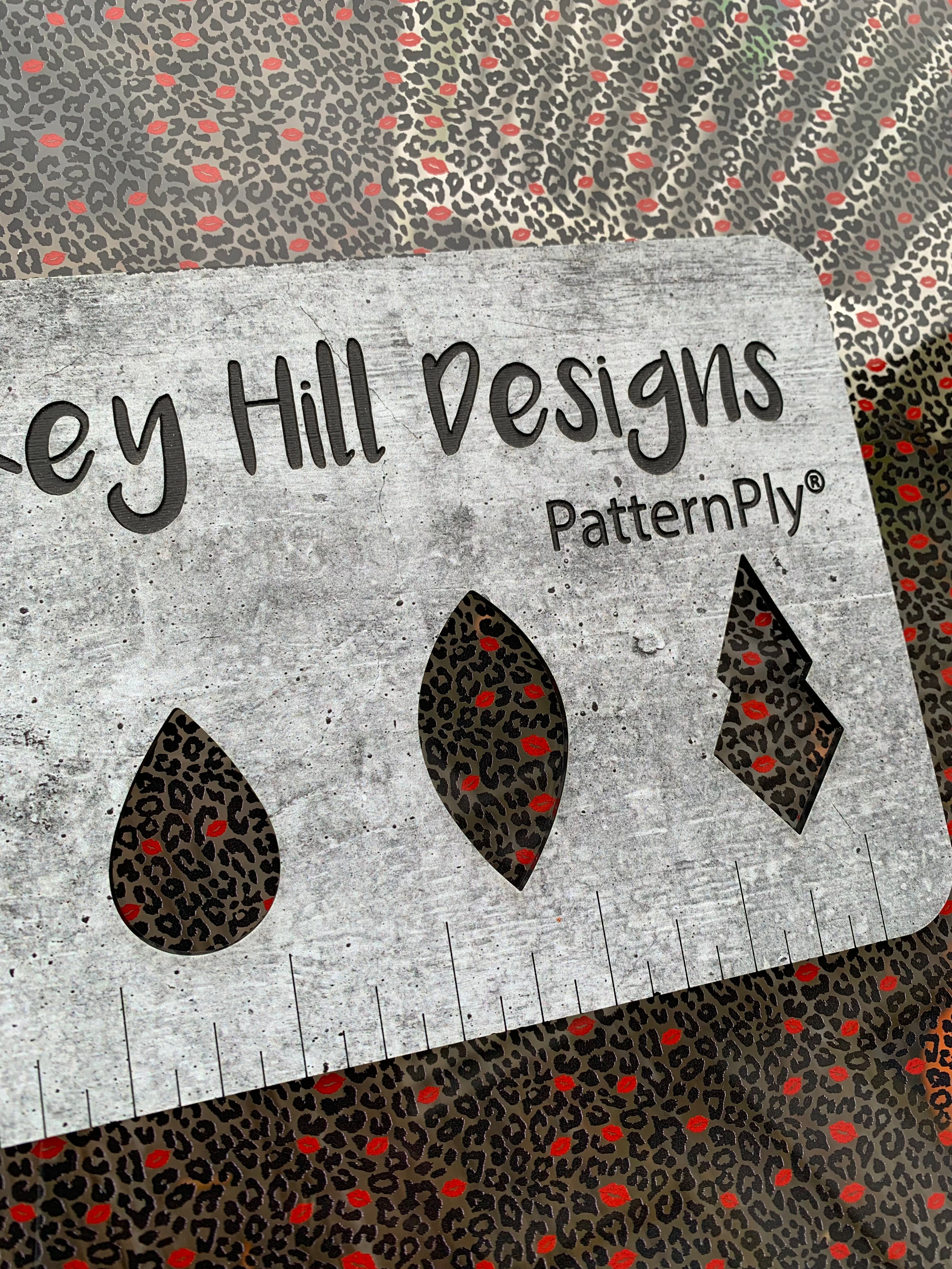 PatternPly® Scattered Leopard Kisses sheet showing the pattern