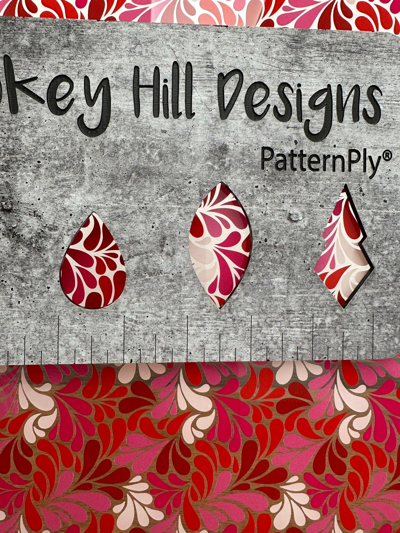 PatternPly® Scattered Red, White, and Pink Petals