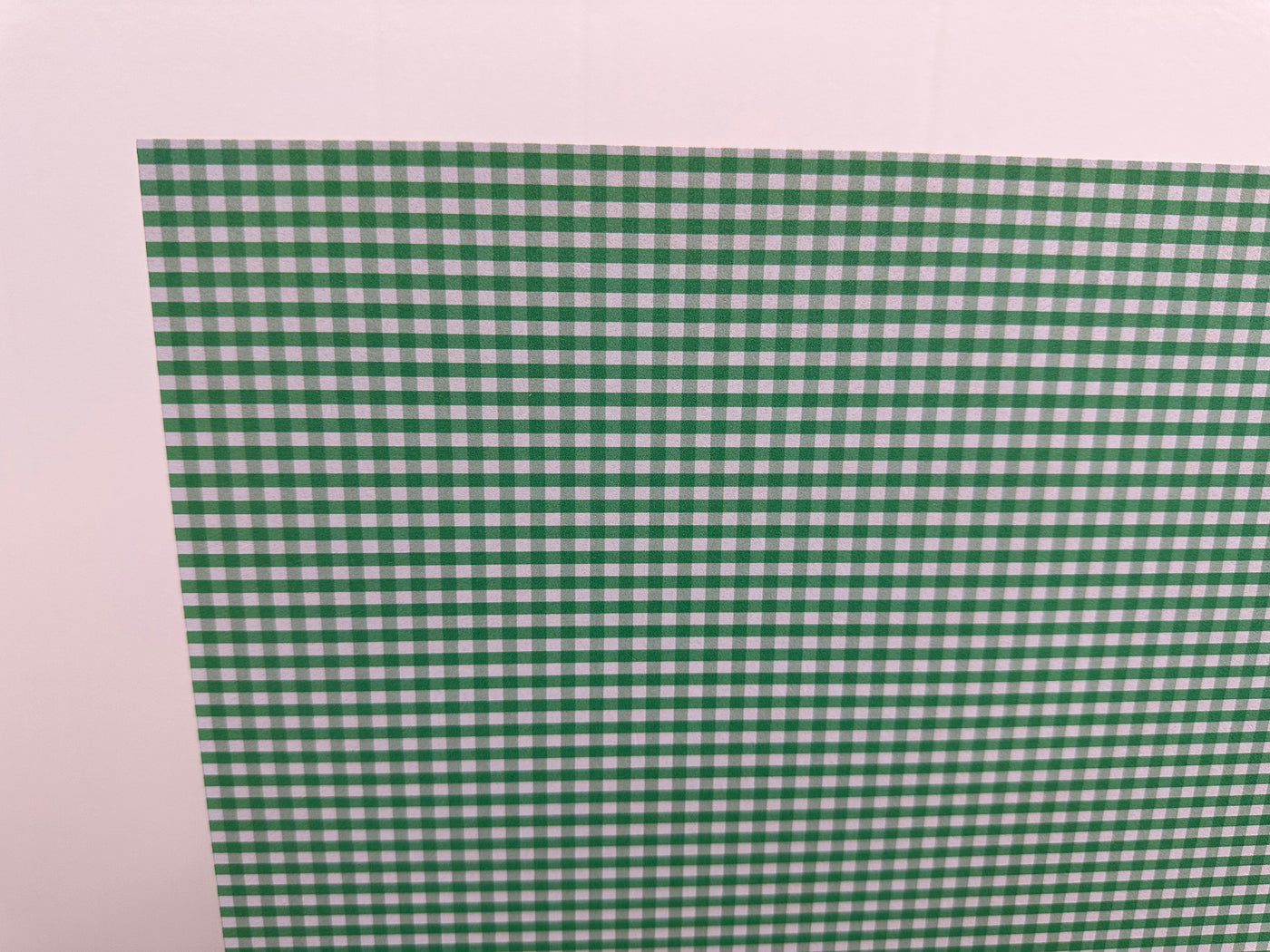 PatternPly® Micro Green Gingham