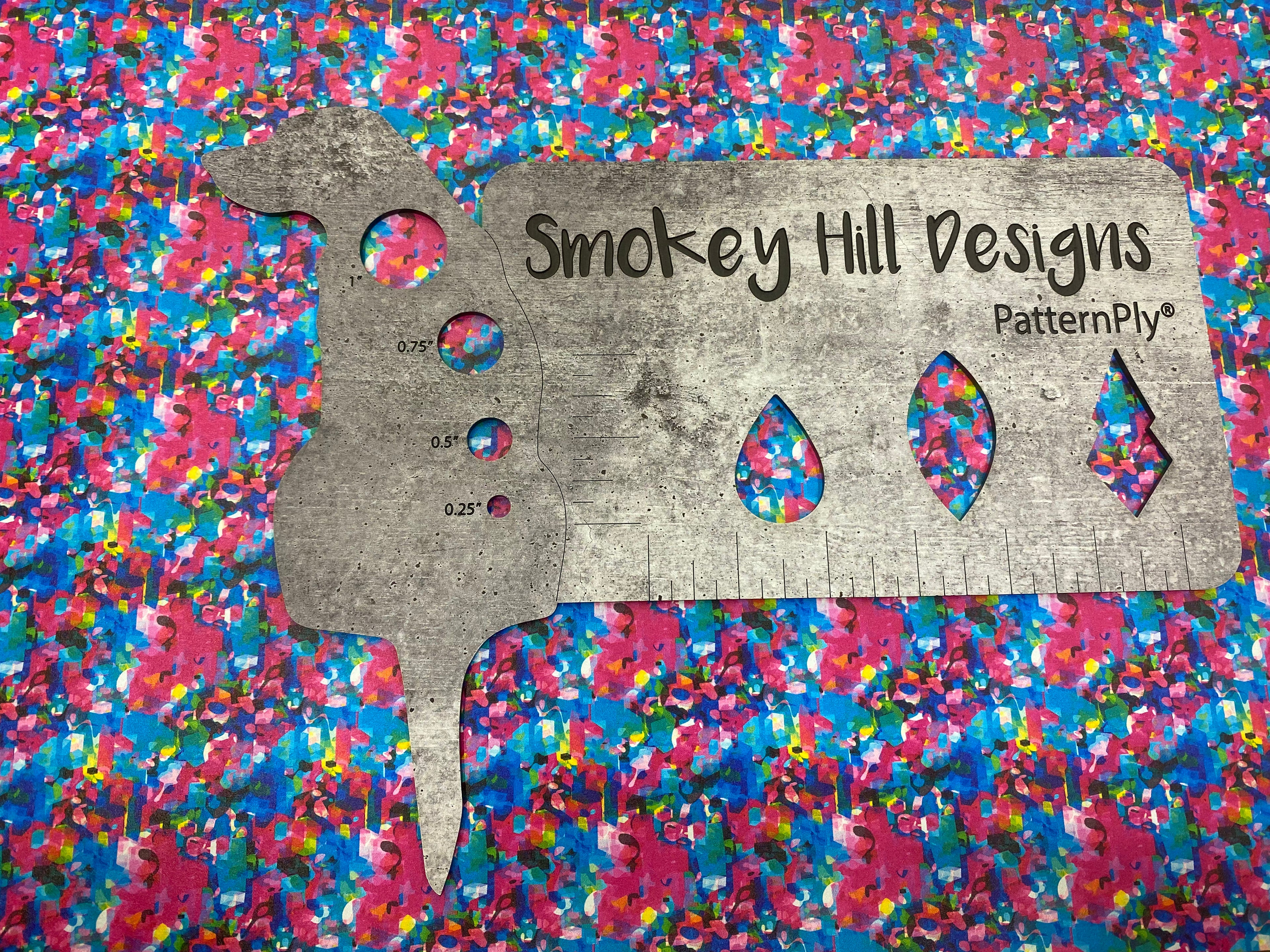 PatternPly® Full Coverage Colorful Confetti Kaleidoscope product photo 3